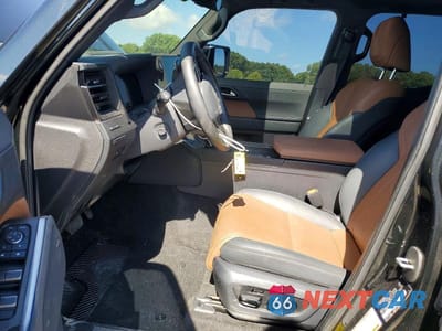 Zdjęcie 7 z 13 samochodu: 2024 LEXUS GX 550 LUXURY VIN:JTJVBCDXXR5026336 - miniatura