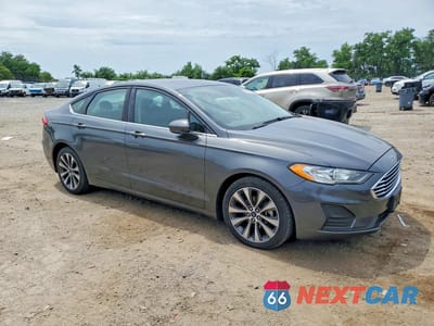 Czwarte zdjęcie samochodu z boku: 2019 FORD FUSION SE VIN:3FA6P0T98KR270487 - miniatura