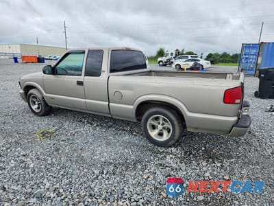 Drugie zdjęcie samochodu z przodu: 2001 CHEVROLET S TRUCK S10 VIN:1GCCS19WX18152505 - miniatura