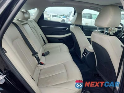 Zdjęcie 10 z 12 samochodu: 2024 HYUNDAI SONATA HYBRID LIMITED VIN:KMHL54JJ4RA092729 - miniatura