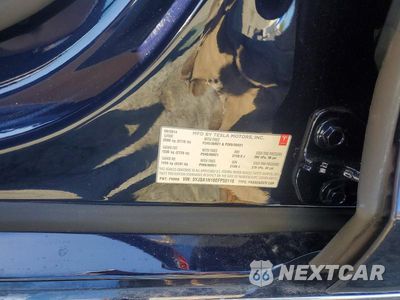 Zdjęcie 12 z 12 samochodu: 2014 TESLA MODEL S VIN:5YJSA1H16EFP50116 - miniatura