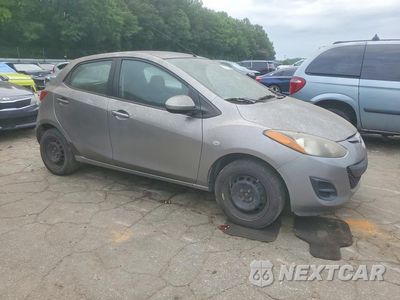 Czwarte zdjęcie samochodu z boku: 2014 MAZDA MAZDA2 SPORT VIN:JM1DE1KY8E0174479 - miniatura