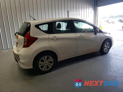 Trzecie zdjęcie samochodu z tyłu: 2017 NISSAN VERSA NOTE S PLUS VIN:3N1CE2CPXHL368237 - miniatura