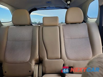 Zdjęcie 10 z 14 samochodu: 2014 MITSUBISHI OUTLANDER SE VIN:JA4AD3A33EZ015852 - miniatura