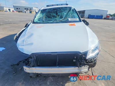 Piąte zdjęcie samochodu w środku: 2017 AUDI Q5 VIN:WA1C2AFP4HA066987 - miniatura