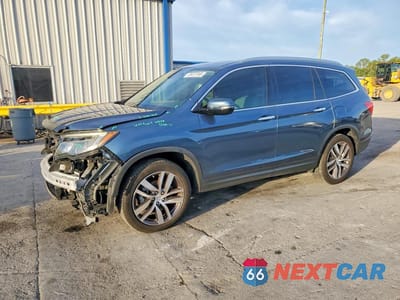 2017 HONDA PILOT TOURING 5FNYF5H96HB019120 - główne zdjęcie licytacji z USA - miniatura