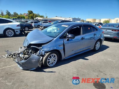 2020 TOYOTA COROLLA LE JTDEBRBE6LJ006302 - główne zdjęcie licytacji z USA - miniatura
