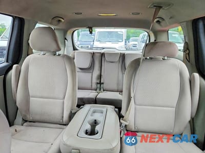 Zdjęcie 10 z 13 samochodu: 2018 KIA SEDONA LX VIN:KNDMB5C19J6395775 - miniatura