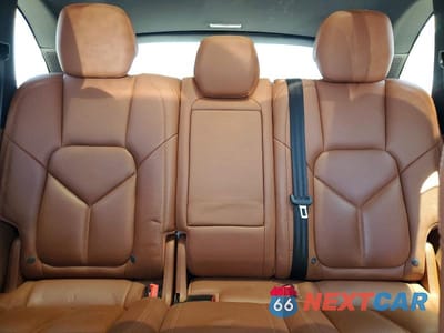 Zdjęcie 10 z 13 samochodu: 2016 PORSCHE CAYENNE SE HYBRID VIN:WP1AE2A2XGLA64426 - miniatura