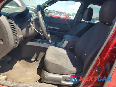 Zdjęcie 7 z 13 samochodu: 2010 FORD ESCAPE XLT VIN:1FMCU9DG9AKD03471 - miniatura