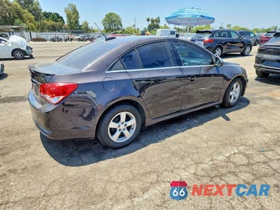 Trzecie zdjęcie samochodu z tyłu: 2015 CHEVROLET CRUZE LT VIN:1G1PC5SB6F7297947 - miniatura