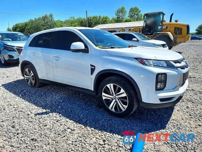 Czwarte zdjęcie samochodu z boku: 2021 MITSUBISHI OUTLANDER SPORT ES VIN:JA4APUAU7MU005665 - miniatura