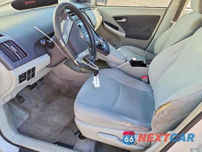 Zdjęcie 7 z 13 samochodu: 2010 TOYOTA PRIUS II VIN:JTDKN3DU3A0137945 - miniatura