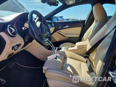 Zdjęcie 7 z 12 samochodu: 2017 MERCEDES-BENZ CLA 250 VIN:WDDSJ4EB8HN495057 - miniatura
