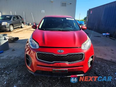 Piąte zdjęcie samochodu w środku: 2017 KIA SPORTAGE LX VIN:KNDPM3AC7H7165642 - miniatura