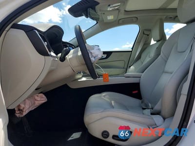 Zdjęcie 7 z 13 samochodu: 2024 VOLVO S60 PLUS VIN:7JRL12TL3RG326554 - miniatura