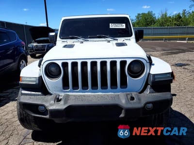 Piąte zdjęcie samochodu w środku: 2018 JEEP WRANGLER UNLIMITED SPORT VIN:1C4HJXDG6JW110064 - miniatura
