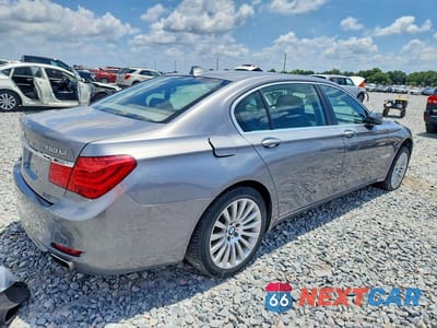 Trzecie zdjęcie samochodu z tyłu: 2012 BMW 750 LXI VIN:WBAKC8C55CC437756 - miniatura