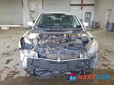 Piąte zdjęcie samochodu w środku: 2017 TOYOTA YARIS IA BASE VIN:3MYDLBYV5HY165209 - miniatura