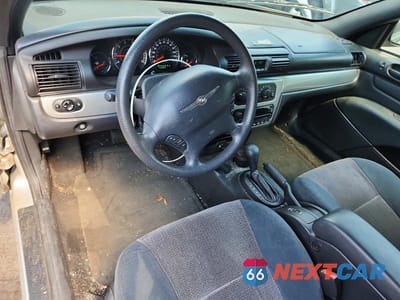 Zdjęcie 8 z 12 samochodu: 2005 CHRYSLER SEBRING TOURING VIN:1C3EL55RX5N633749 - miniatura