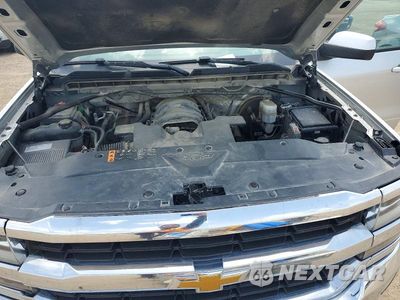 Zdjęcie 11 z 12 samochodu: 2017 CHEVROLET SILVERADO K1500 LT VIN:3GCUKREC7HG358027 - miniatura