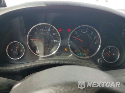 Zdjęcie 9 z 14 samochodu: 2013 JEEP WRANGLER UNLIMITED SPORT VIN:1C4BJWDG3DL522433 - miniatura