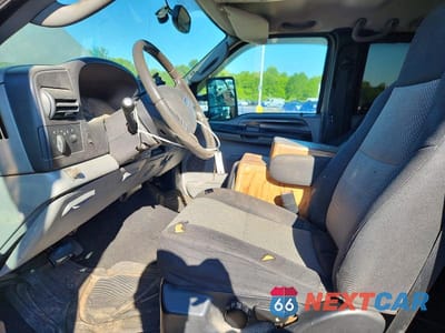 Zdjęcie 7 z 12 samochodu: 2005 FORD F250 SUPER DUTY VIN:1FTSW20P45EA10184 - miniatura