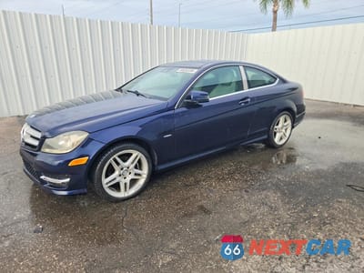 2012 MERCEDES-BENZ C 250 WDDGJ4HB3CF746345 - główne zdjęcie licytacji z USA - miniatura