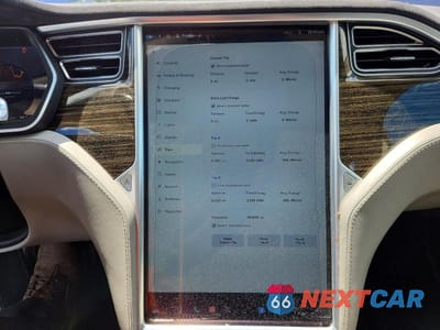 Zdjęcie 9 z 12 samochodu: 2016 TESLA MODEL S VIN:5YJSA1E26GF143407 - miniatura
