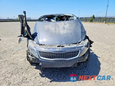 Piąte zdjęcie samochodu w środku: 2015 KIA OPTIMA HYBRID VIN:KNAGN4AD9F5083283 - miniatura