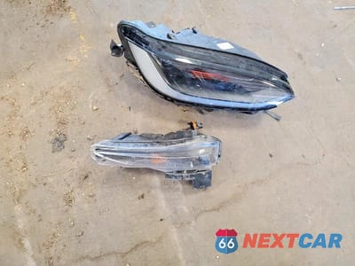 Zdjęcie 13 z 14 samochodu: 2024 TESLA MODEL X VIN:7SAXCDE54RF444713 - miniatura