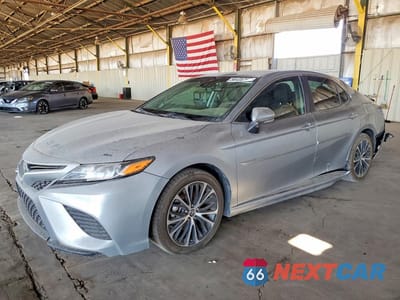 2020 TOYOTA CAMRY SE 4T1J11AK4LU949633 - główne zdjęcie licytacji z USA - miniatura