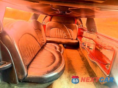 Zdjęcie 12 z 14 samochodu: 2005 LINCOLN TOWN CAR EXECUTIVE VIN:1L1FM88W85Y609574 - miniatura