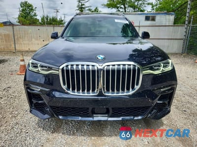 Piąte zdjęcie samochodu w środku: 2019 BMW X7 XDRIVE50I VIN:5UXCX4C54KLS38165 - miniatura