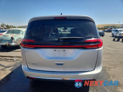 Zdjęcie 6 z 14 samochodu: 2024 CHRYSLER PACIFICA TOURING L VIN:2C4RC1BG5RR156228 - miniatura