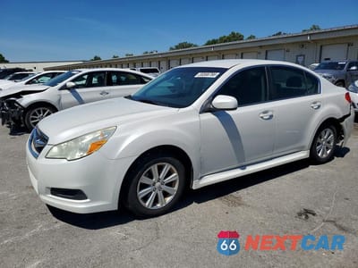 2011 SUBARU LEGACY 2.5I PREMIUM 4S3BMCB63B3243657 - główne zdjęcie licytacji z USA - miniatura
