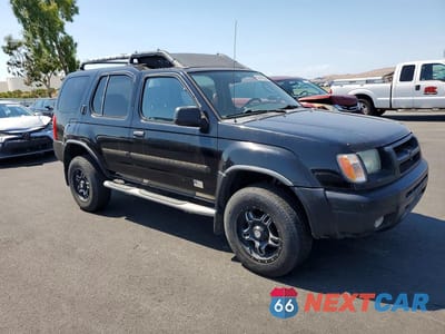 Czwarte zdjęcie samochodu z boku: 2001 NISSAN XTERRA XE-V6 VIN:5N1ED28T81C520141 - miniatura