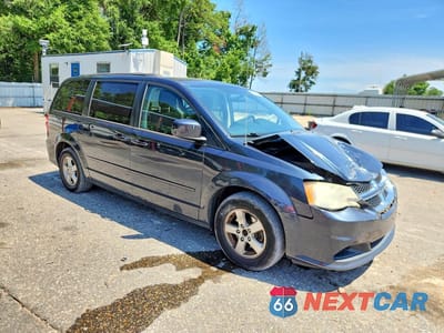 Czwarte zdjęcie samochodu z boku: 2013 DODGE GRAND CARAVAN SXT VIN:2C4RDGCG4DR591555 - miniatura