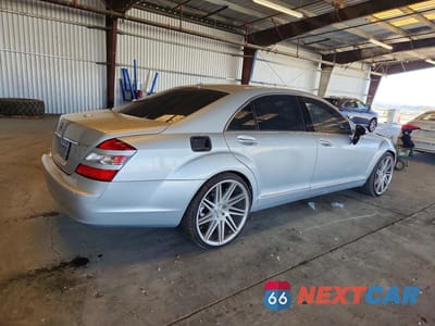 Trzecie zdjęcie samochodu z tyłu: 2007 MERCEDES-BENZ S 550 VIN:WDDNG71X87A074783 - miniatura