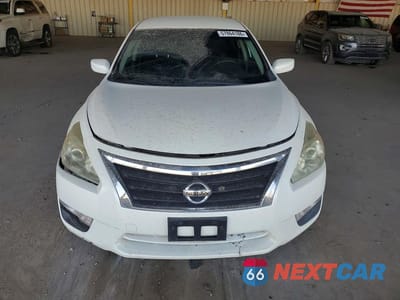 Piąte zdjęcie samochodu w środku: 2015 NISSAN ALTIMA 2.5 S VIN:1N4AL3AP8FN346081 - miniatura