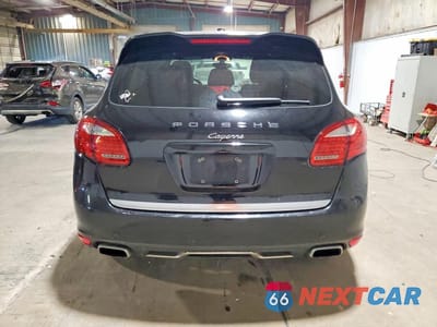 Zdjęcie 6 z 13 samochodu: 2011 PORSCHE CAYENNE VIN:WP1AA2A21BLA04779 - miniatura