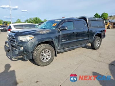 2017 TOYOTA TACOMA SR5 V6 5TFDZ5BN4HX028349 - główne zdjęcie licytacji z USA - miniatura