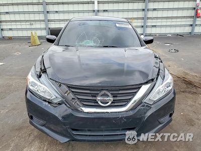 Piąte zdjęcie samochodu w środku: 2014 NISSAN ALTIMA 2.5 S VIN:1N4AL3AP1GN320939 - miniatura