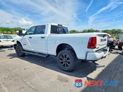 Drugie zdjęcie samochodu z przodu: 2026 RAM 2500 BIG HORN VIN:3C6UR5DJ3TG177706 - miniatura