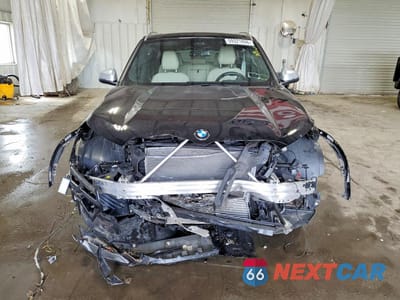 Piąte zdjęcie samochodu w środku: 2024 BMW X1 XDRIVE28I VIN:WBX73EF08R5Z12159 - miniatura