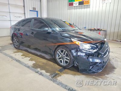 Czwarte zdjęcie samochodu z boku: 2019 KIA FORTE S VIN:3KPF34AD4KE062196 - miniatura