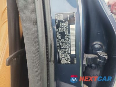 Zdjęcie 13 z 13 samochodu: 2019 VOLVO XC60 T5 VIN:LYV102RK0KB289777 - miniatura