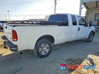 Trzecie zdjęcie samochodu z tyłu: 2005 FORD F250 SUPER DUTY VIN:1FTSX20515EC09222 - miniatura