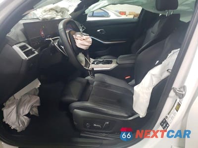 Zdjęcie 7 z 12 samochodu: 2025 BMW 330XI VIN:3MW89CW03S8E96225 - miniatura