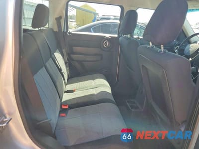 Zdjęcie 11 z 13 samochodu: 2007 DODGE NITRO SXT VIN:1D8GT28K17W556317 - miniatura